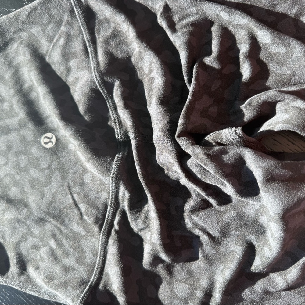 Lululemon Align 23” Size 2 - Picture 4 of 4